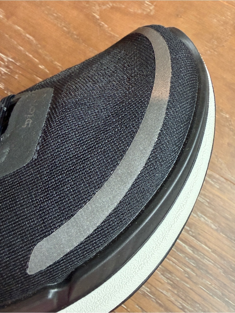Ecco Women's Black Sneakers with Gray Accents size 40 - Picture 8 of 10
